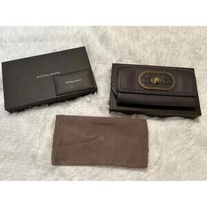 Bottega Veneta Italian Long Wallet NWT!!!!